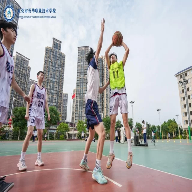 从战术视角解析体育产业热点新闻的核心动态